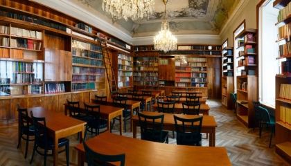 uzavření knihovny Archeologického ústavu