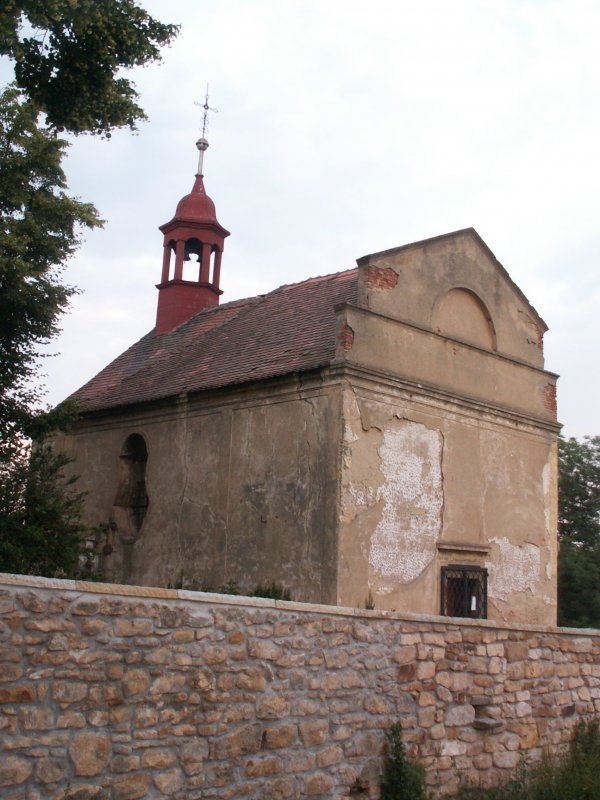 Kostel Stětí sv. Jana Křtitele ve Cvrčovicích.
