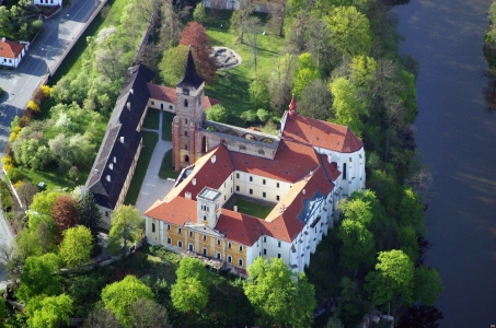 Přednáška | Oral Prokop s čertem, nebo čert s Prokopem?